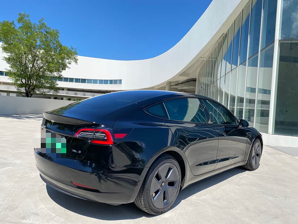 Tesla Model 3 Tesla Model 3