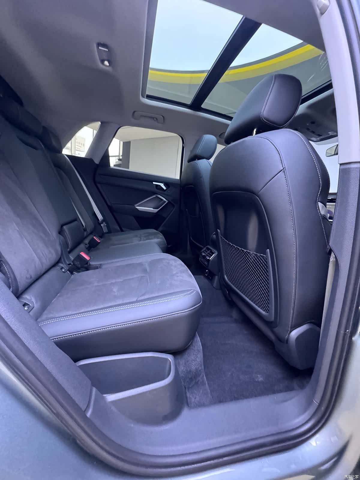 Audi Q3, 2023 12