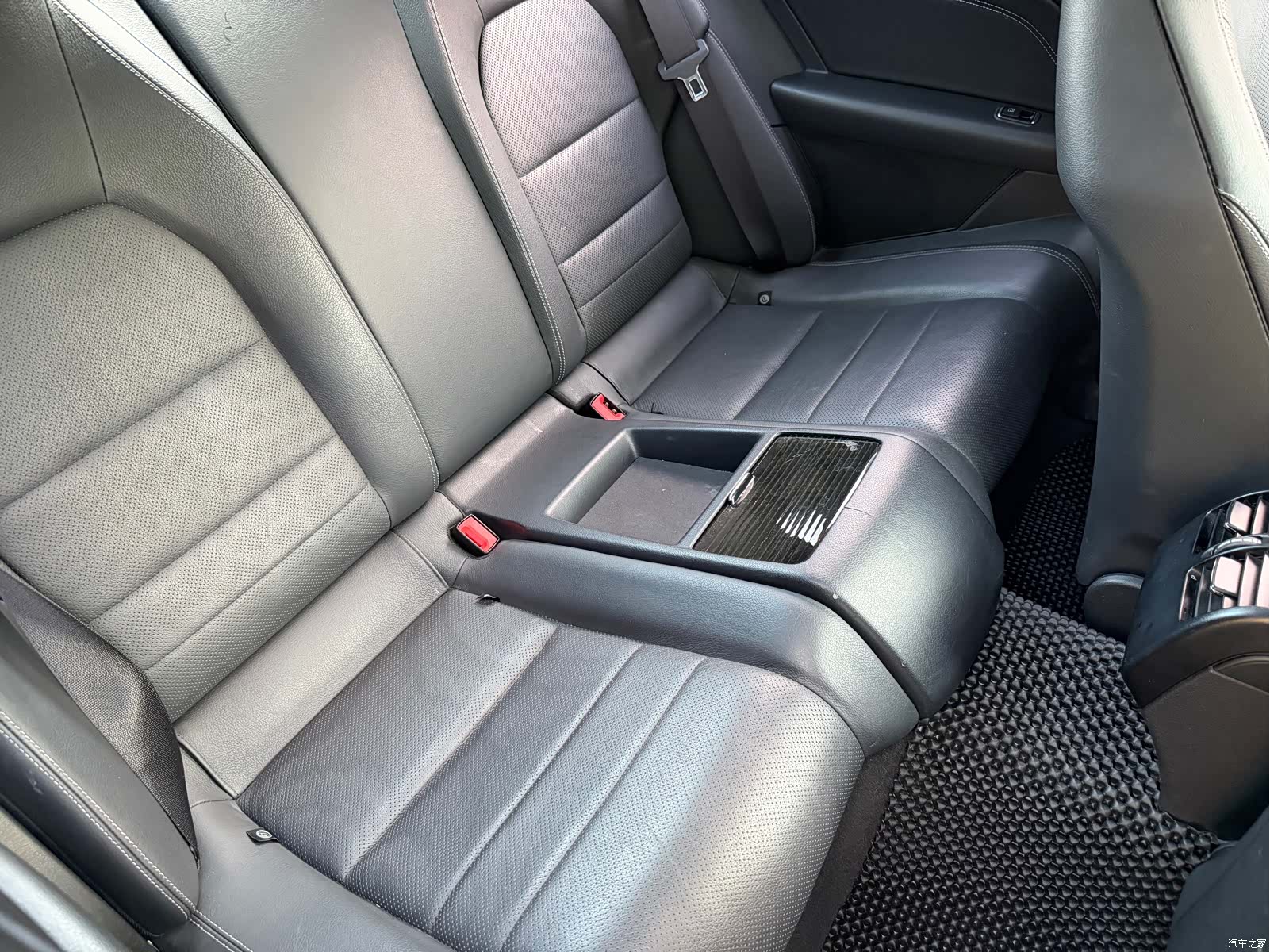 Mercedes-Benz E-Class, 2014 10
