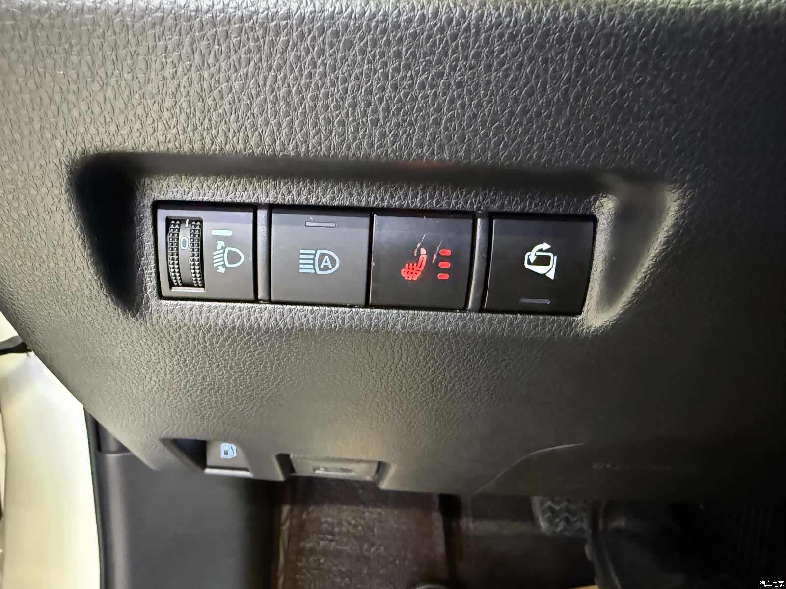 Toyota Wildlander, 2022 15