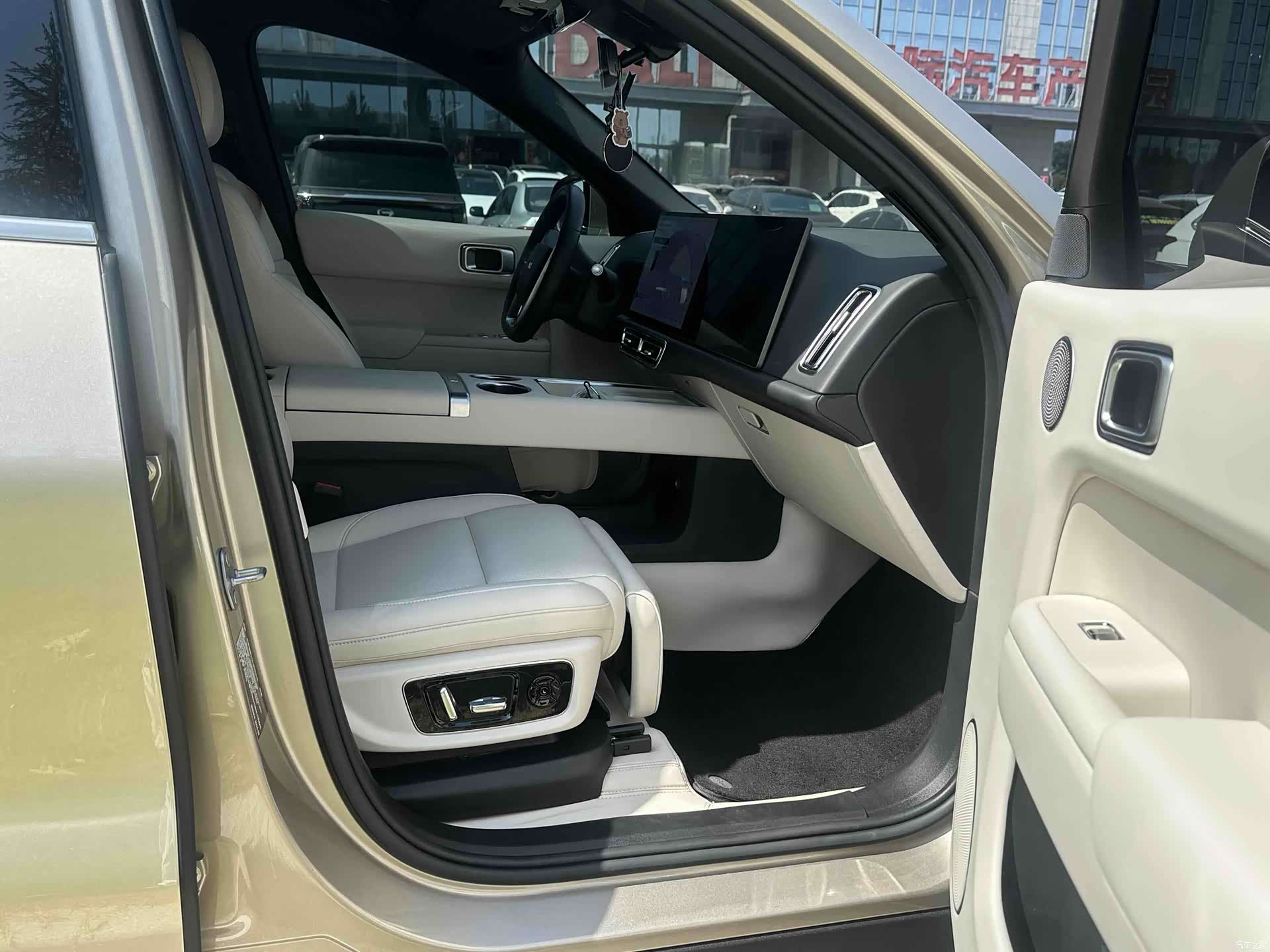Li Auto L8, 2024 7