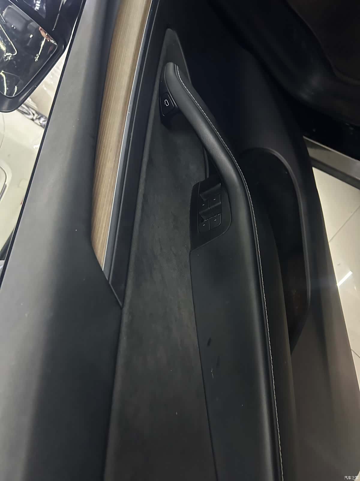 Tesla Model Y, 2021 12
