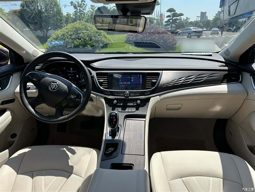 Buick LaCrosse, 2022 22