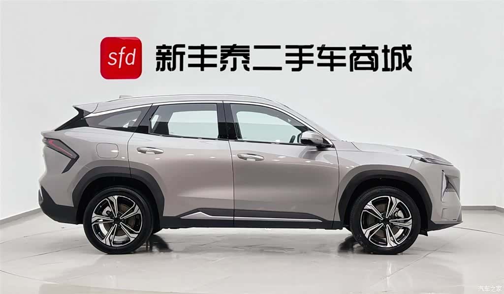 Geely Galaxy L7, 2024 3