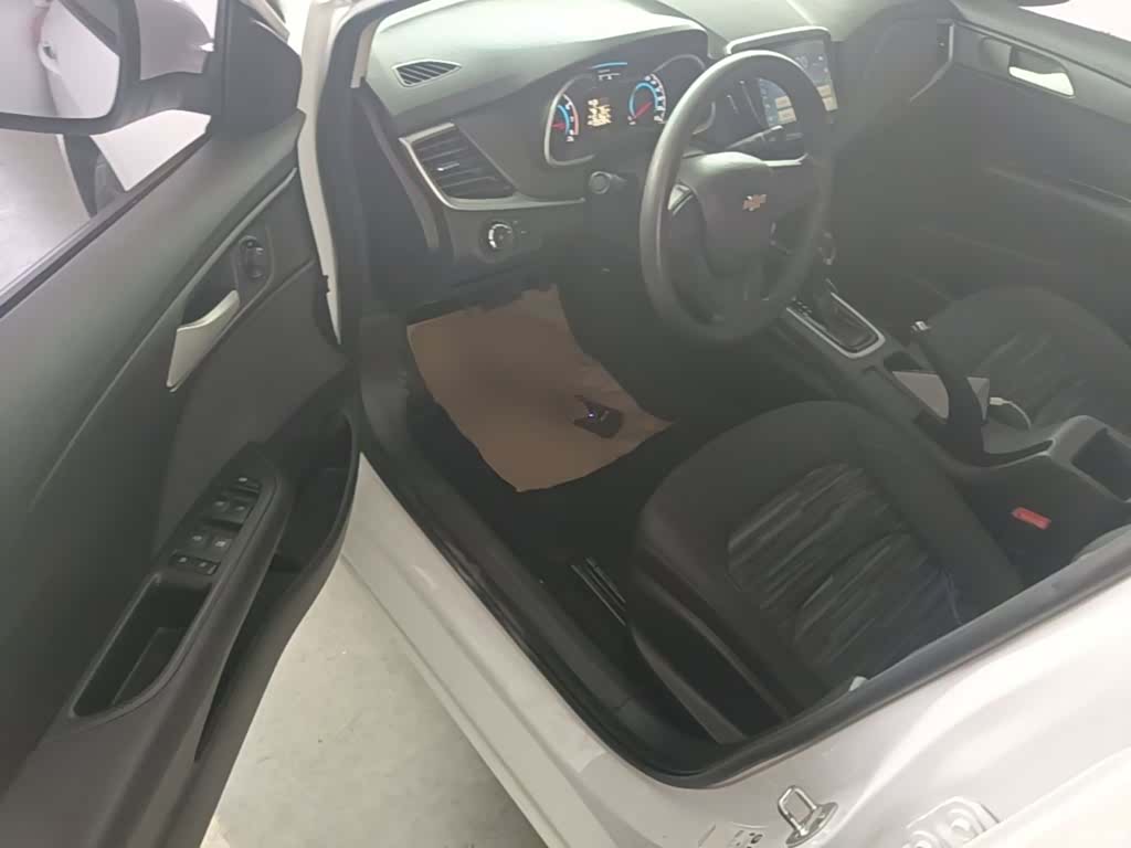 Chevrolet 320, 2019 16