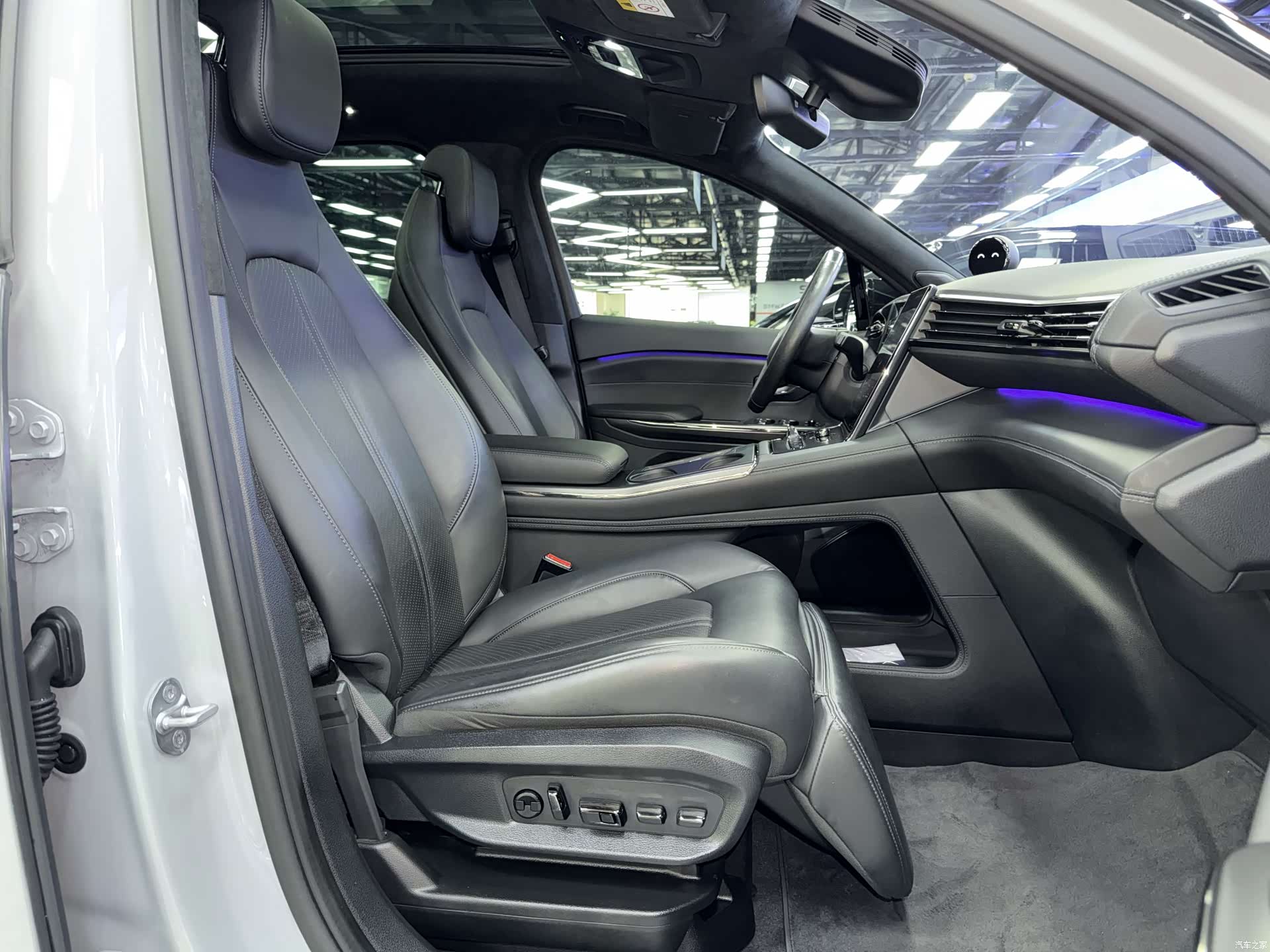 NIO ES6, 2022 10
