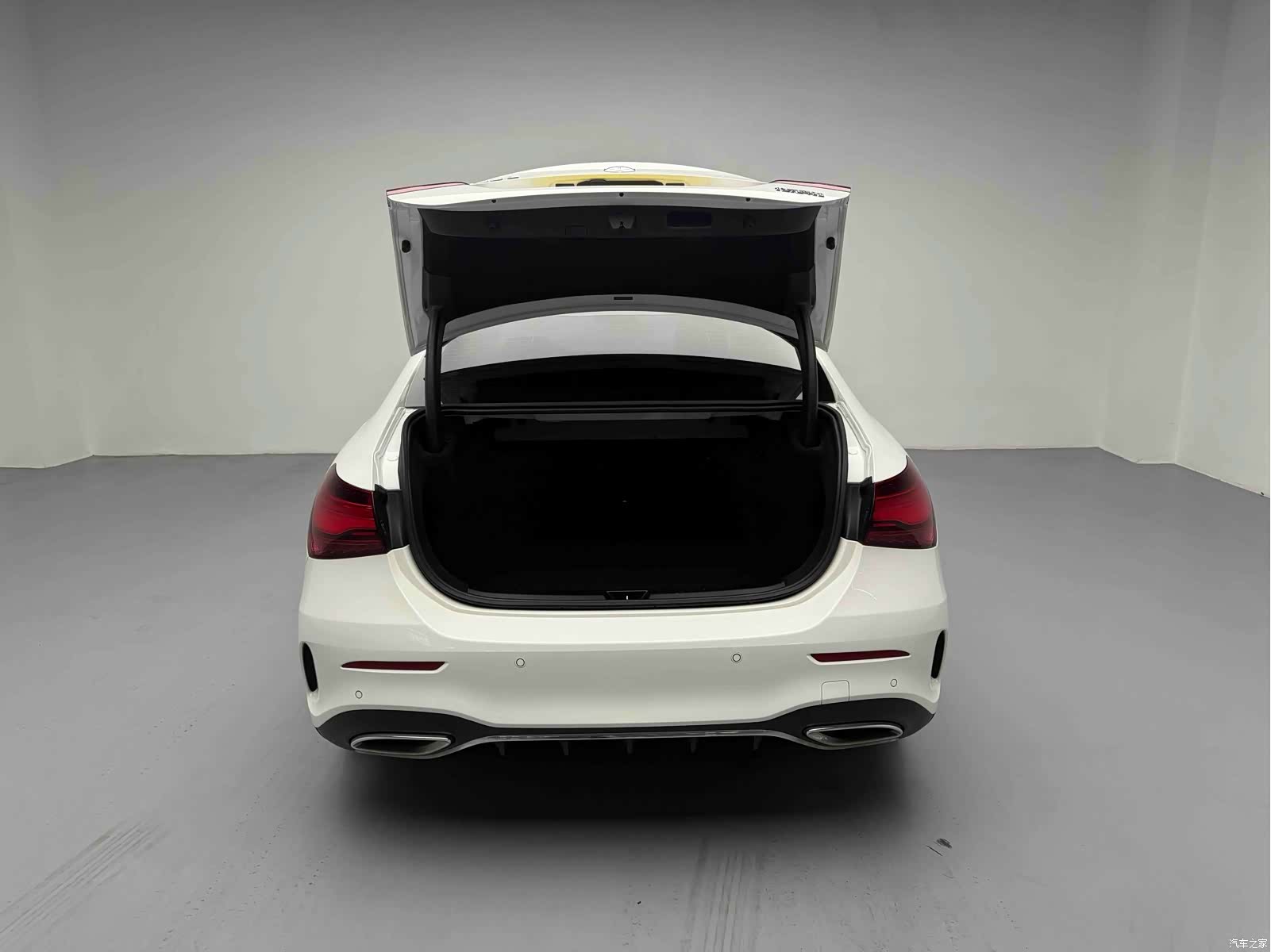 Mercedes-Benz A-Class, 2024 12