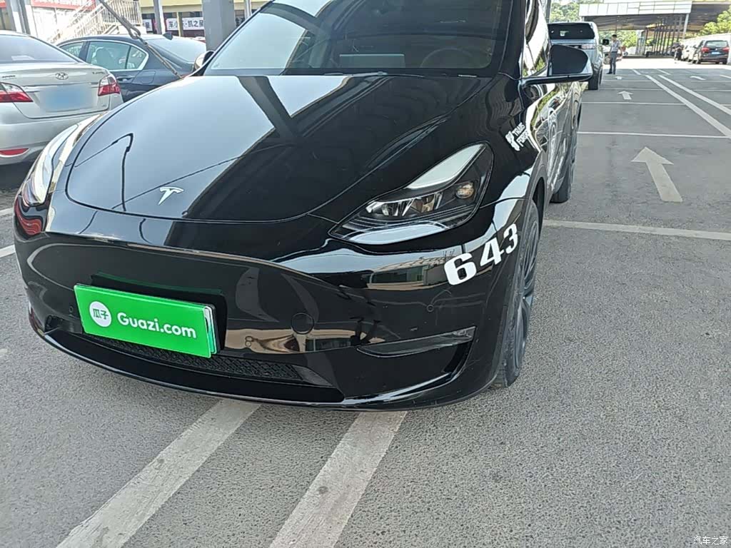 Tesla Model Y, 2022 24