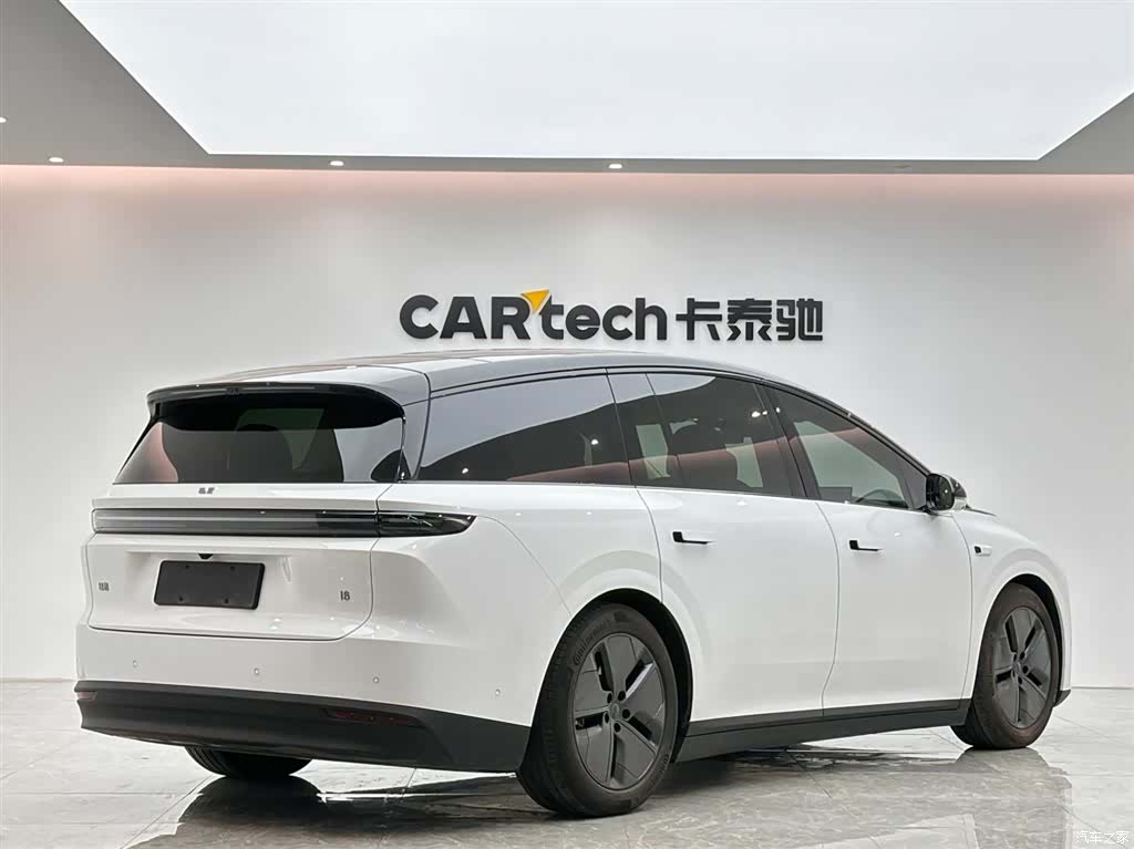 Li Auto i8, 2025 все фото