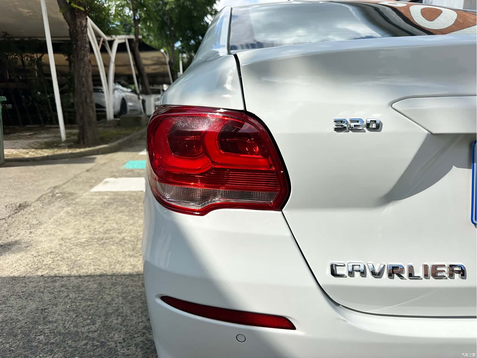 Chevrolet 320, 2018 14