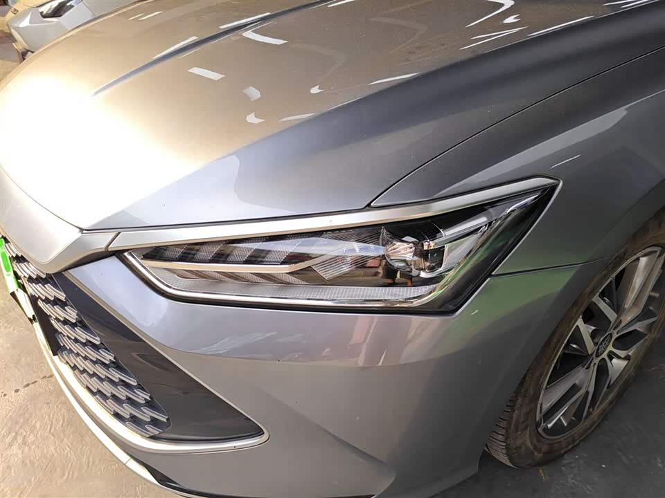 BYD Qin Yuan BYD Qin Yuan