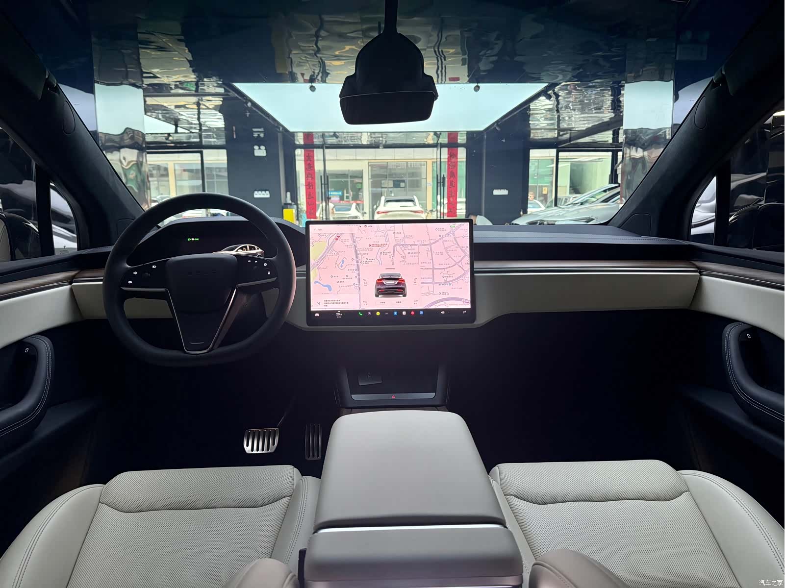 Tesla Model X, 2024 7