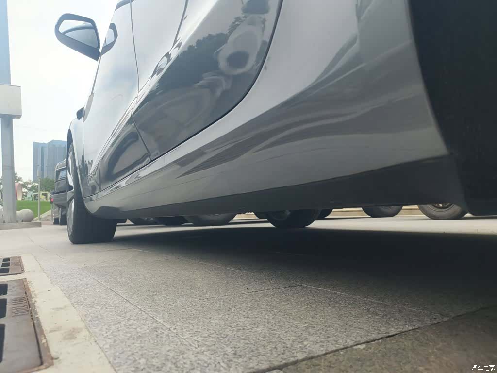 Tesla Model 3, 2025 19