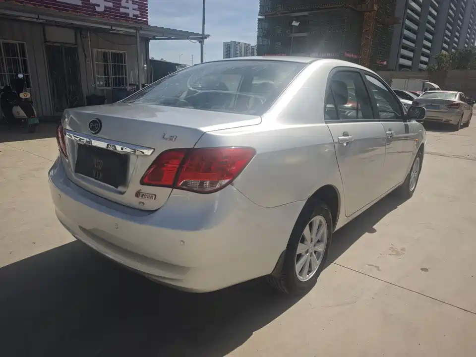BYD L3