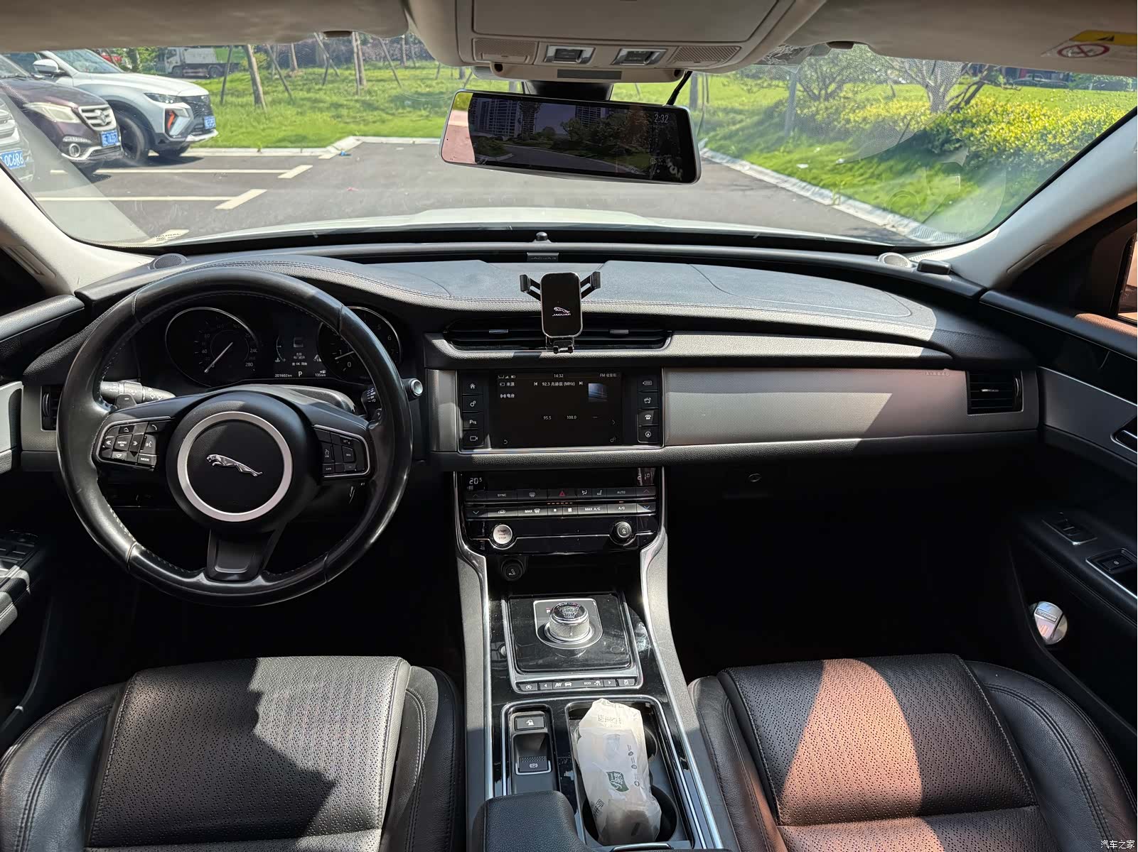 Jaguar XF, 2016 7