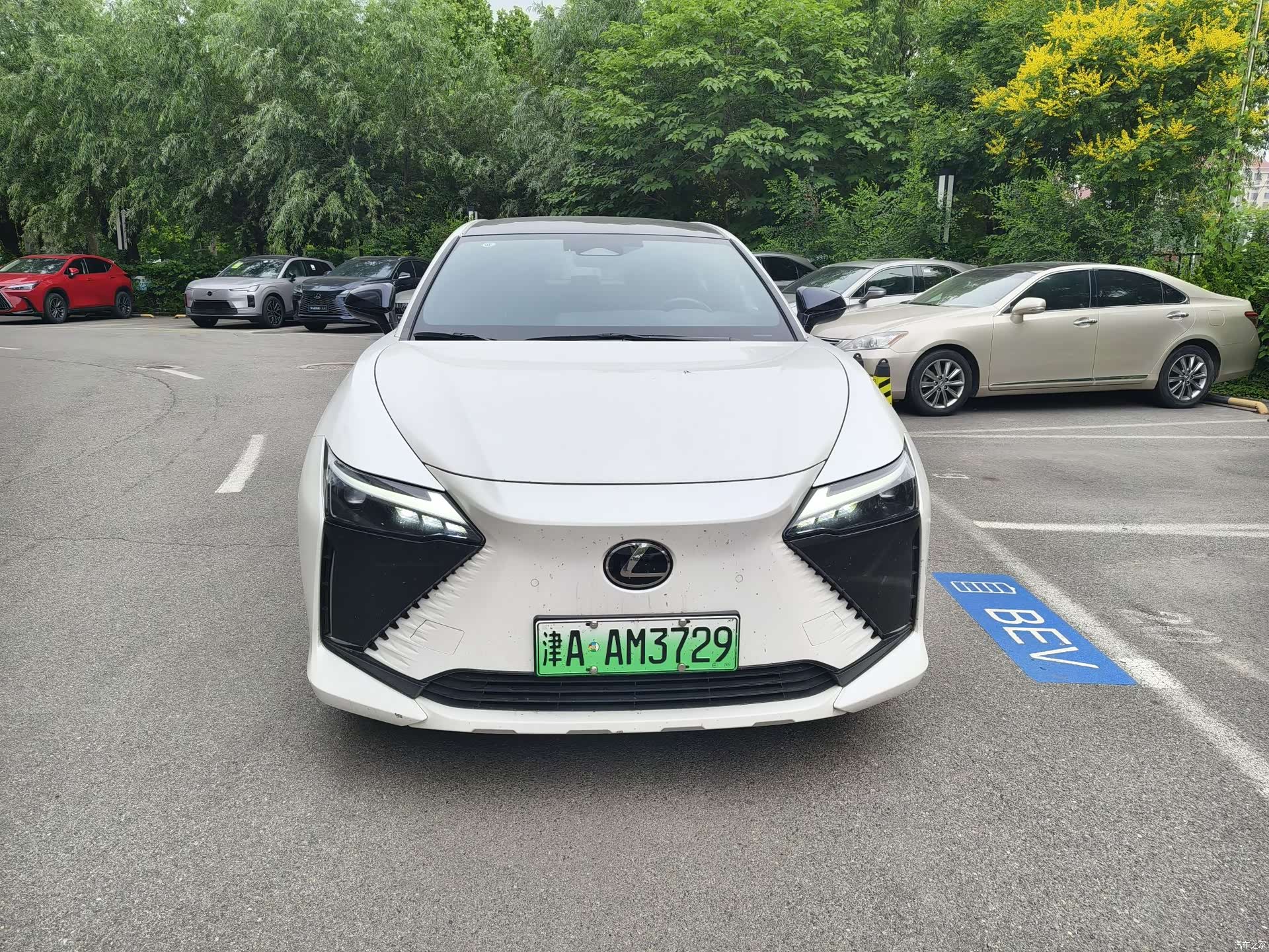 Lexus RZ, 2023 2