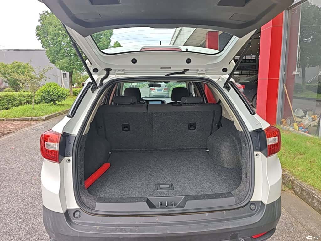 DongFeng AX3, 2018 19