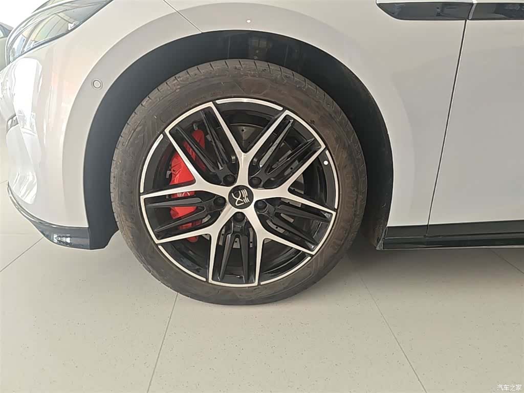 BYD Han, 2025 23
