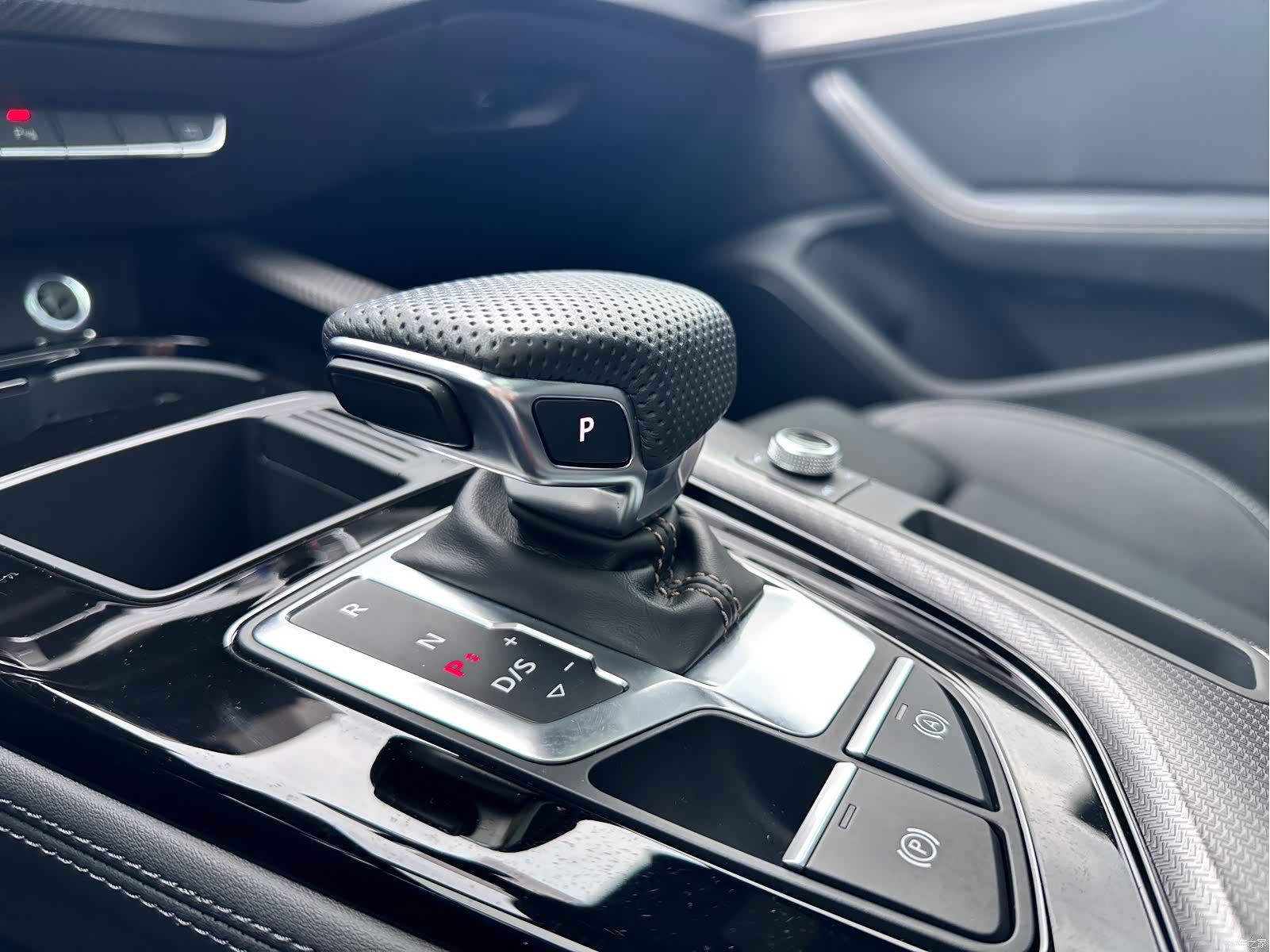 Audi A4L, 2024 15
