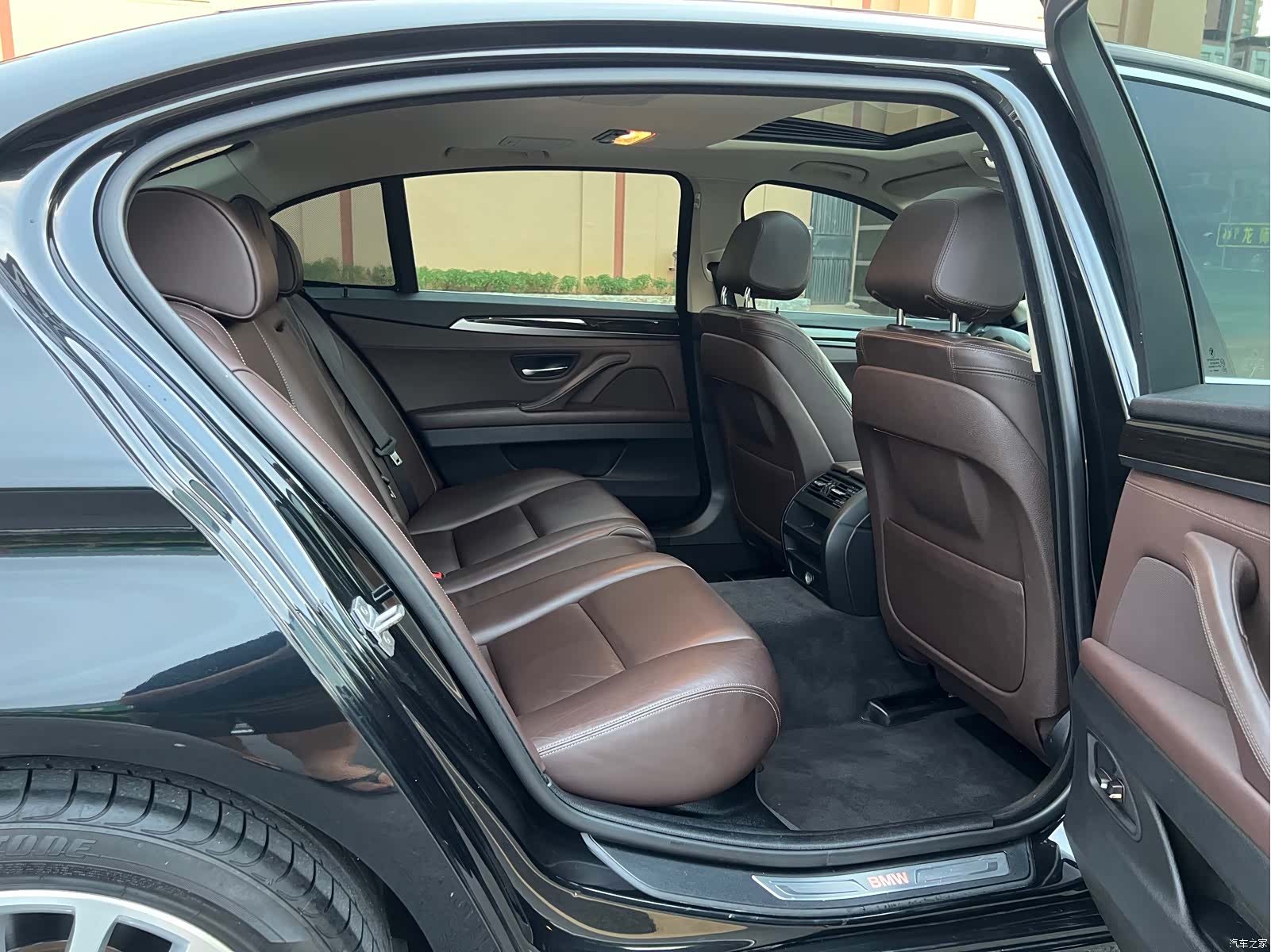 BMW 5 Series, 2017 12