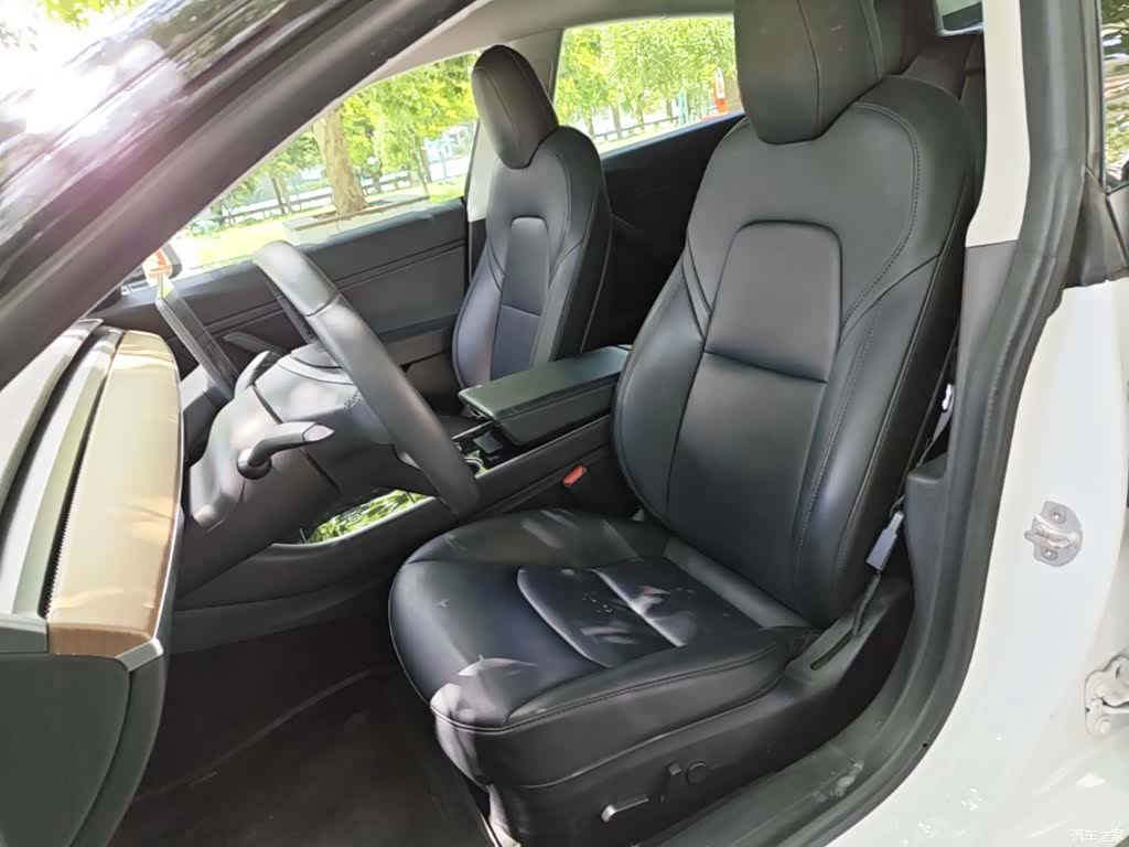 Tesla Model 3, 2020 15