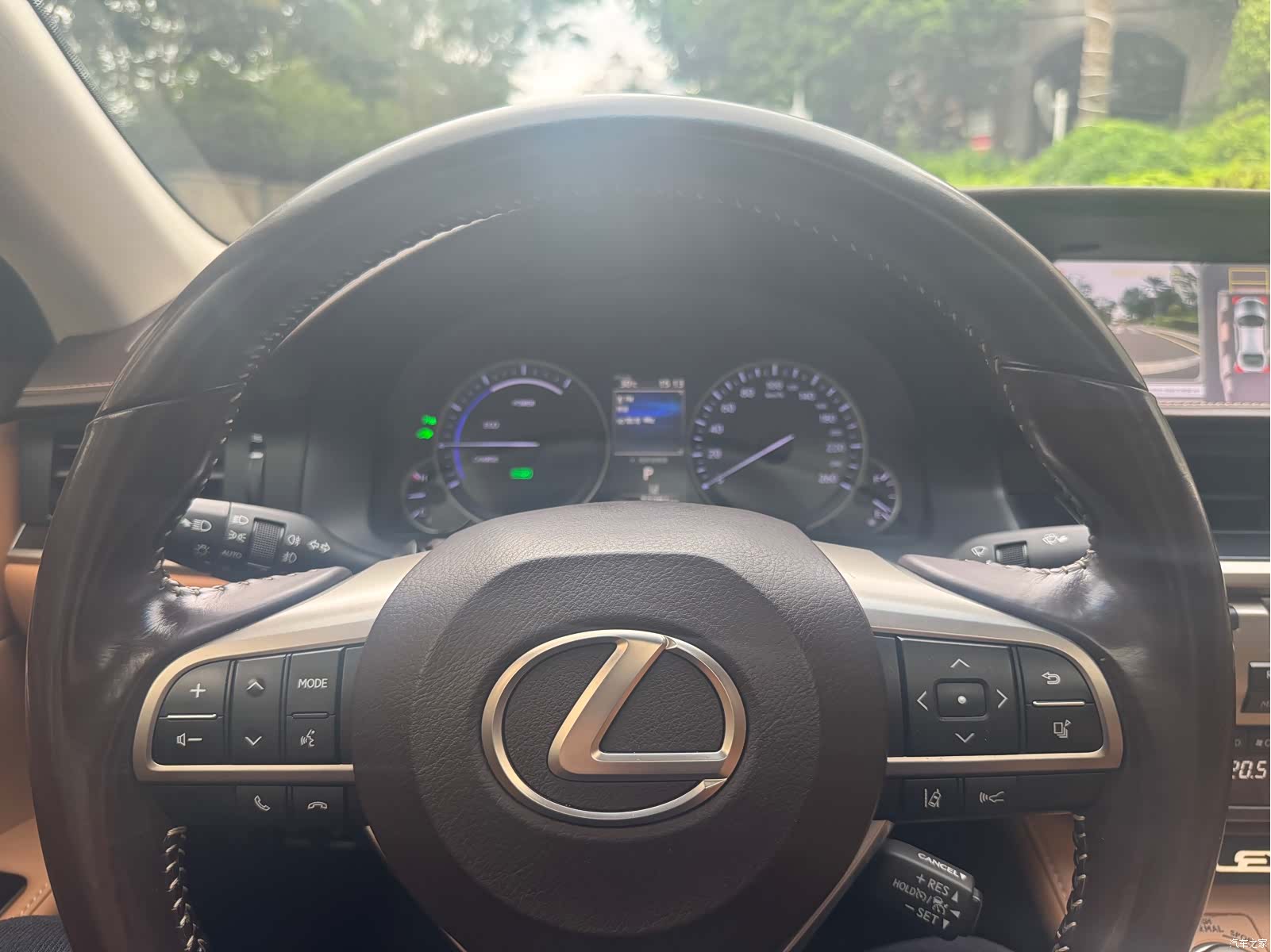 Lexus ES, 2018 11