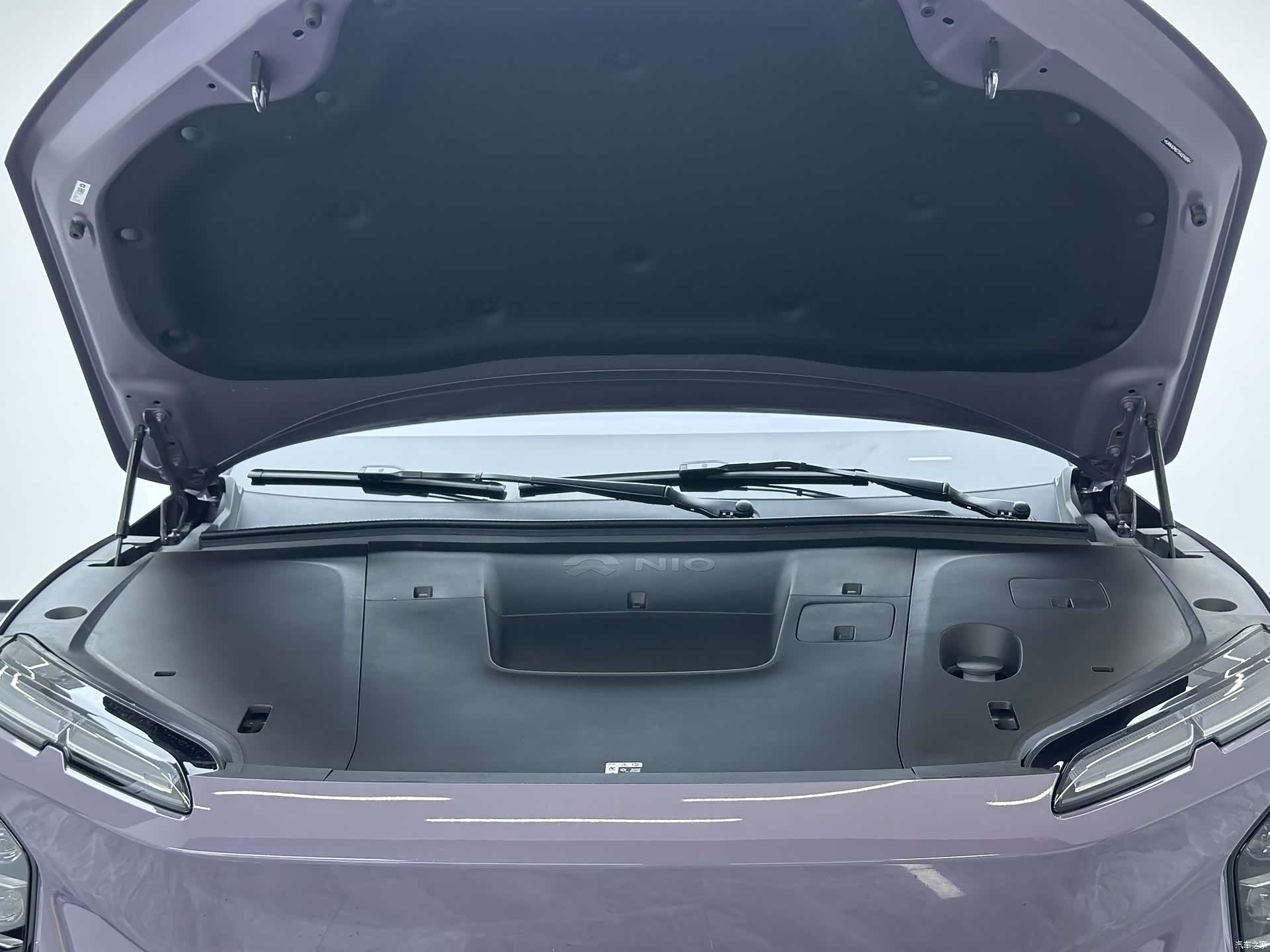NIO EC6, 2025 9