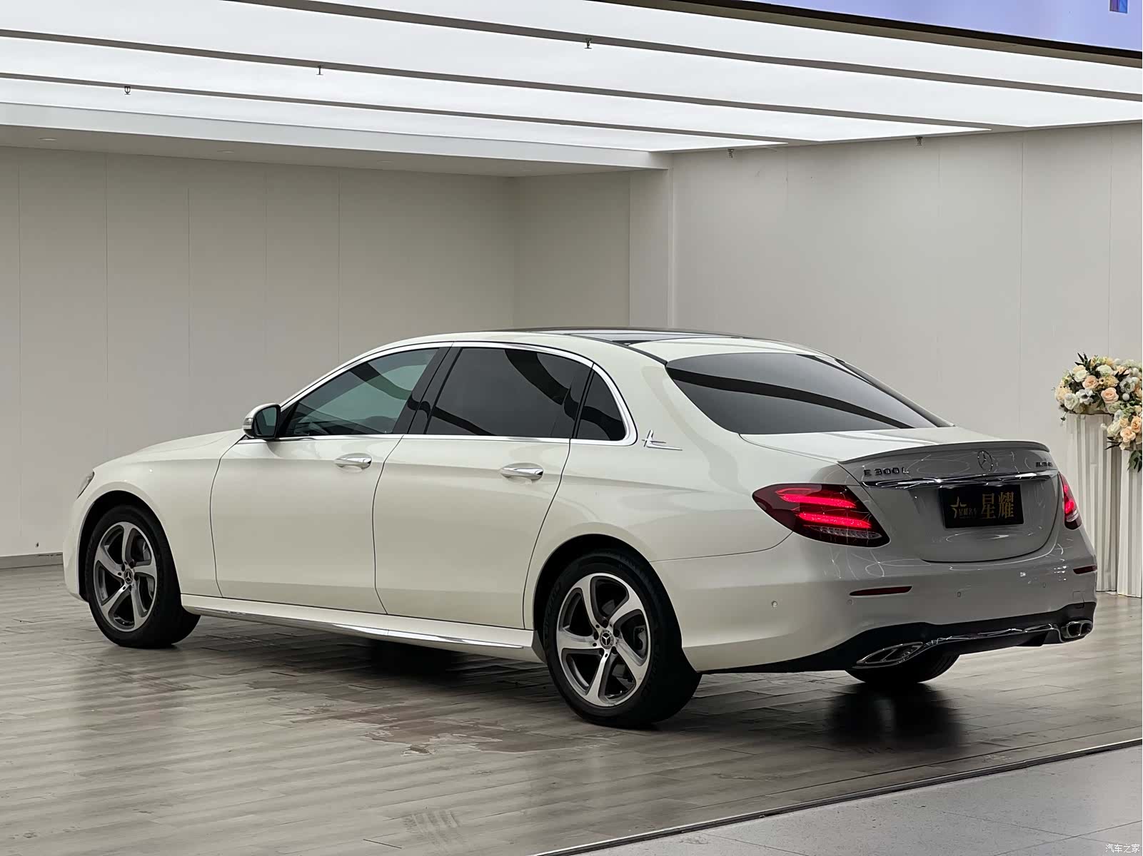 Mercedes-Benz E-Class, 2019 23