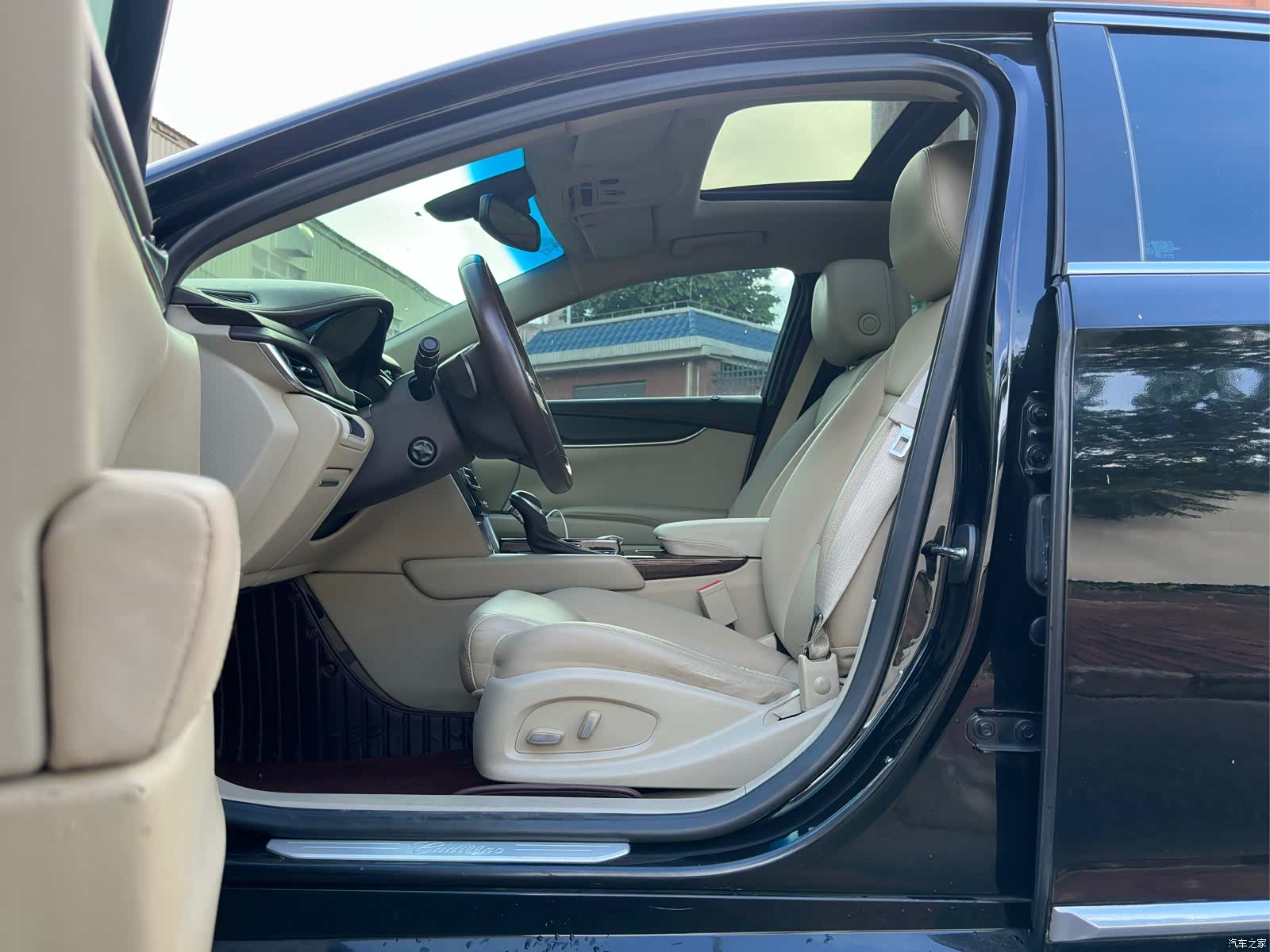 Cadillac XTS, 2013 8