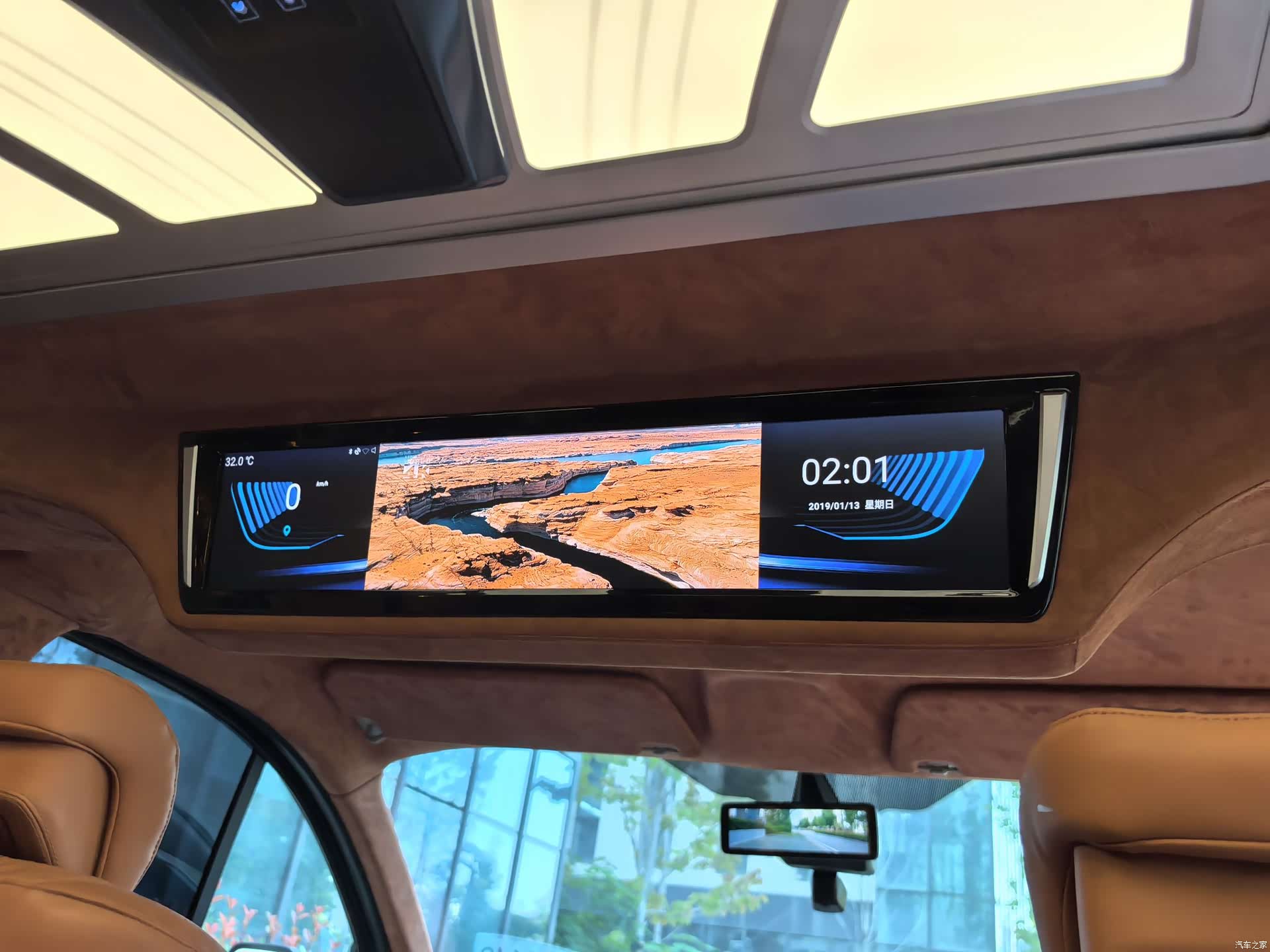 Ford Tourneo, 2023 28