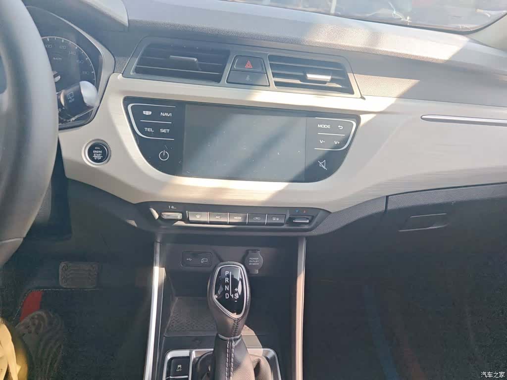 Geely X3, 2021 2