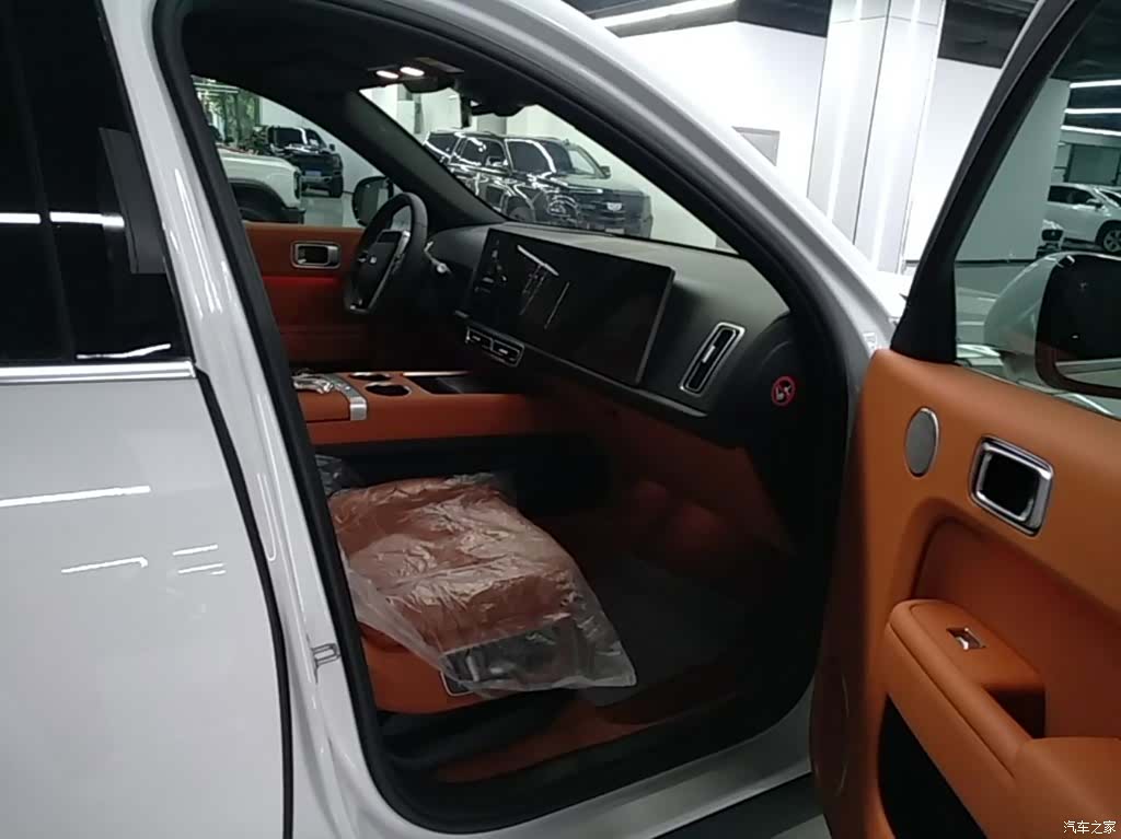 Li Auto L7, 2024 25