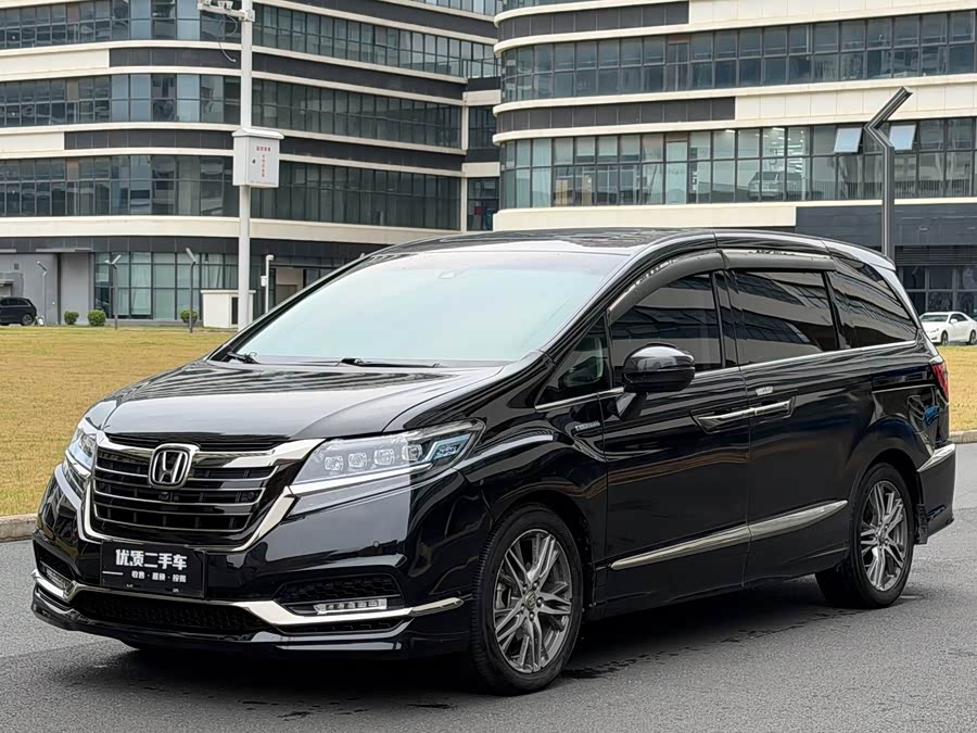 Honda Elysion 2021, фото 1