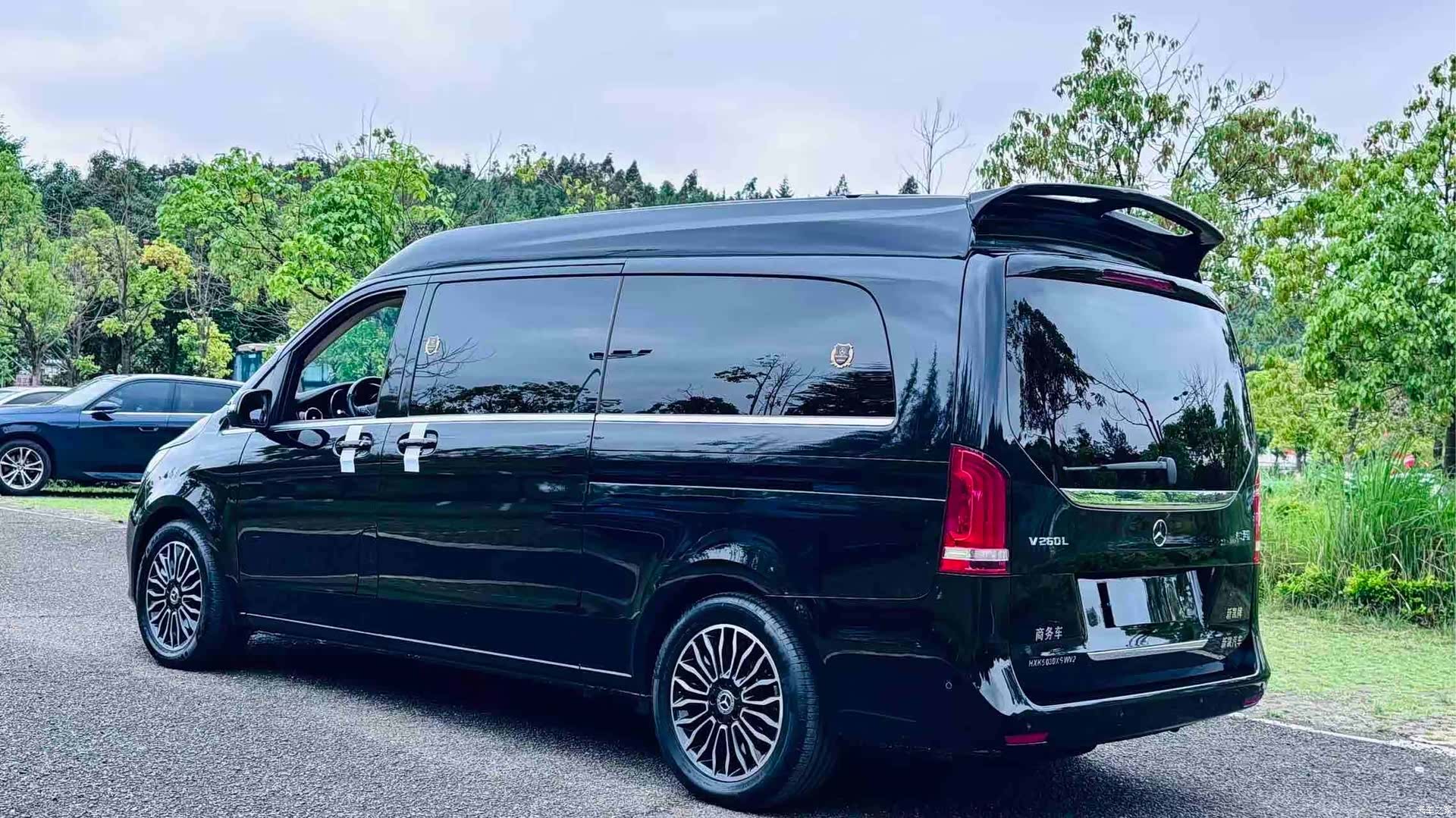 Mercedes-Benz V-Class, 2018 8