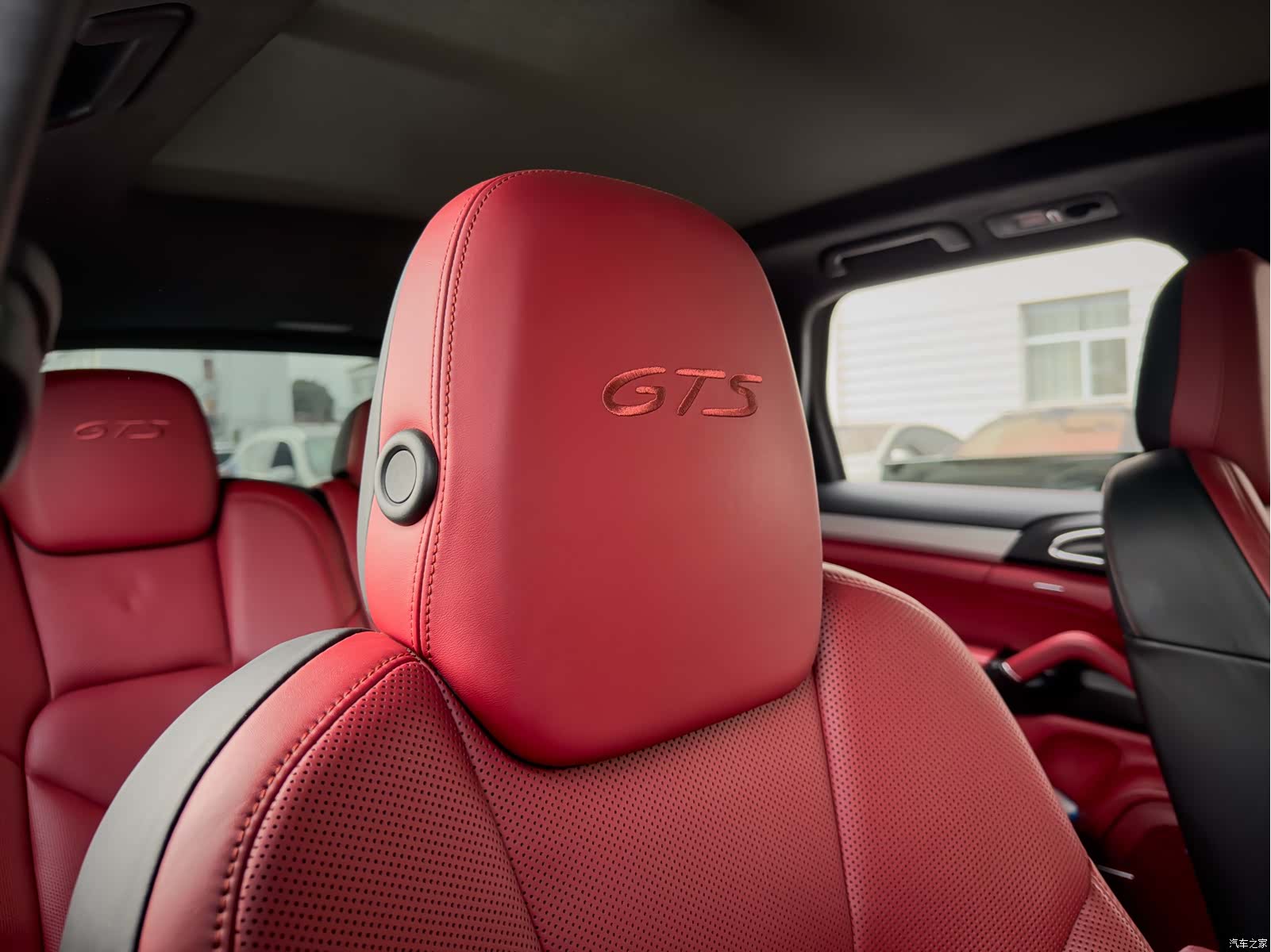 Porsche Cayenne, 2016 24