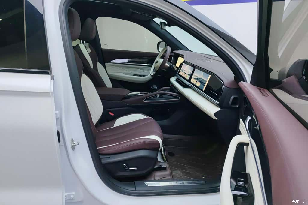Geely Xingyue L, 2023 8