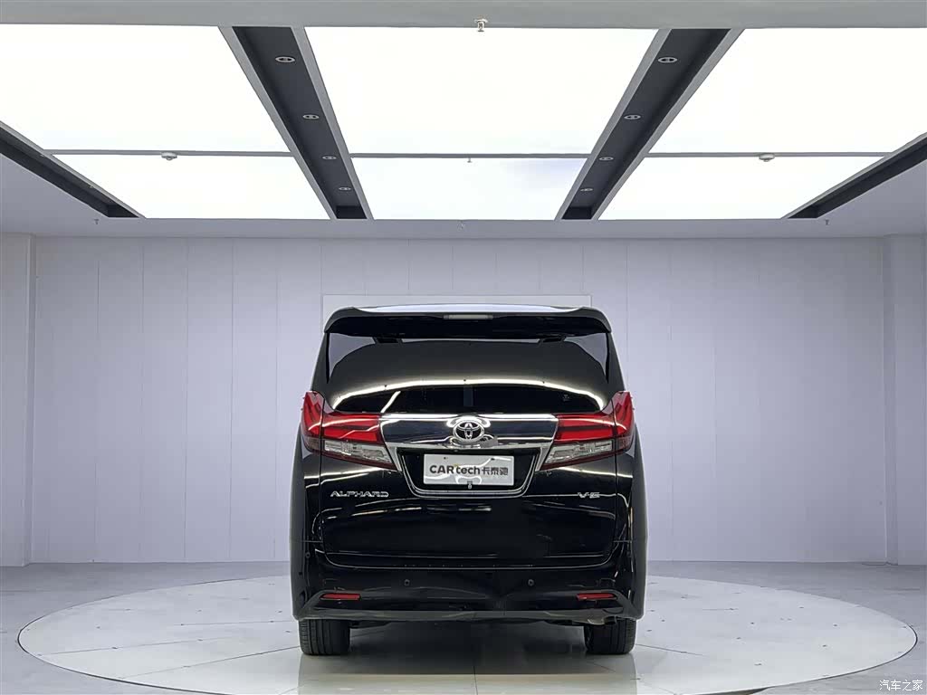 Toyota Alphard, 2018 6