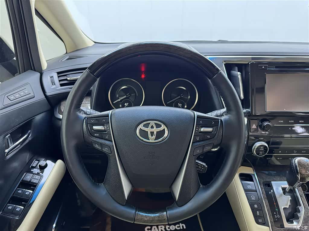 Toyota Alphard, 2020 15