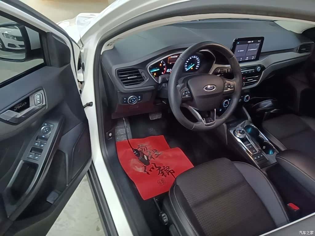 Ford Focus, 2019 16