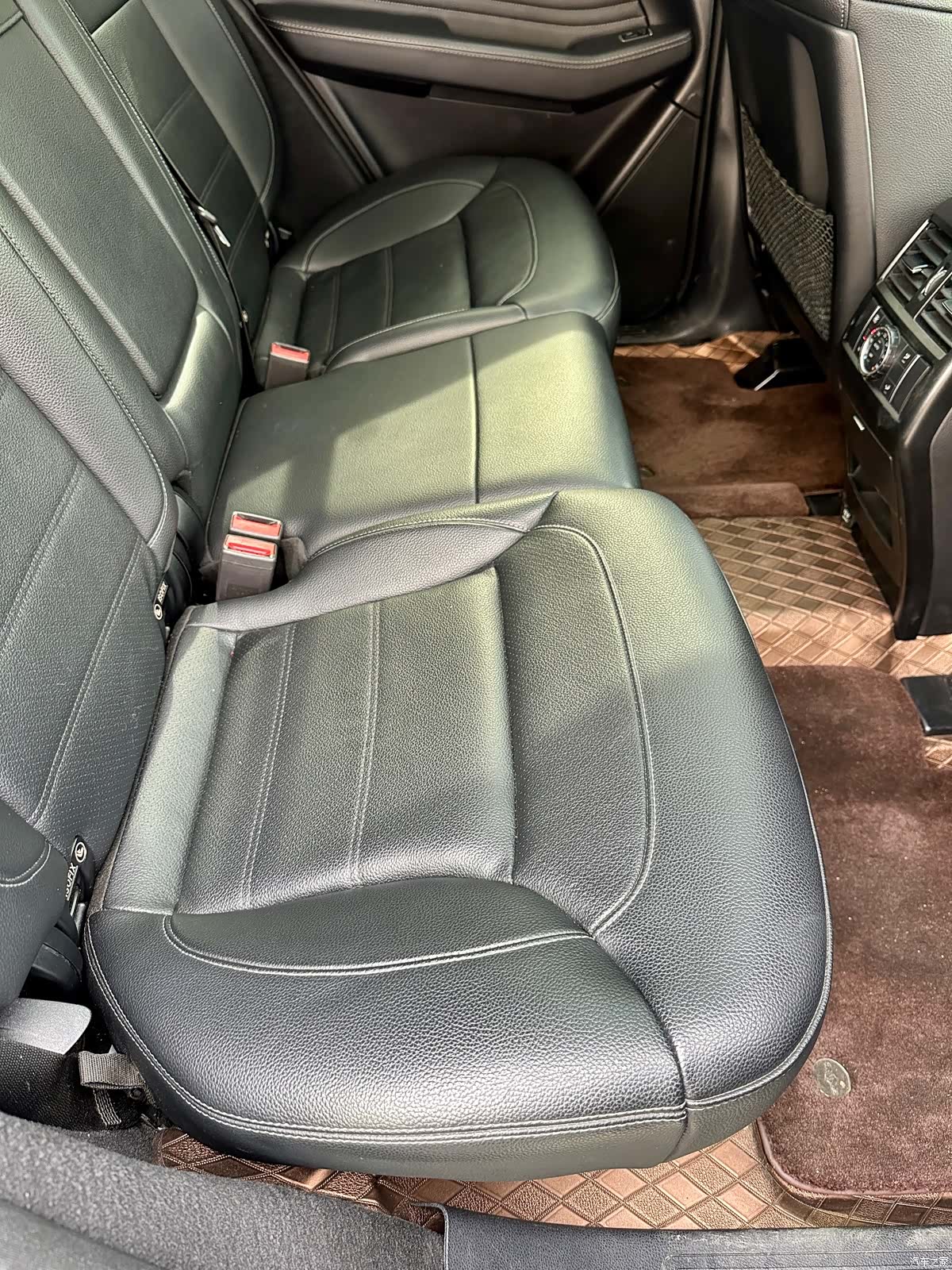 Mercedes-Benz GLE, 2017 52
