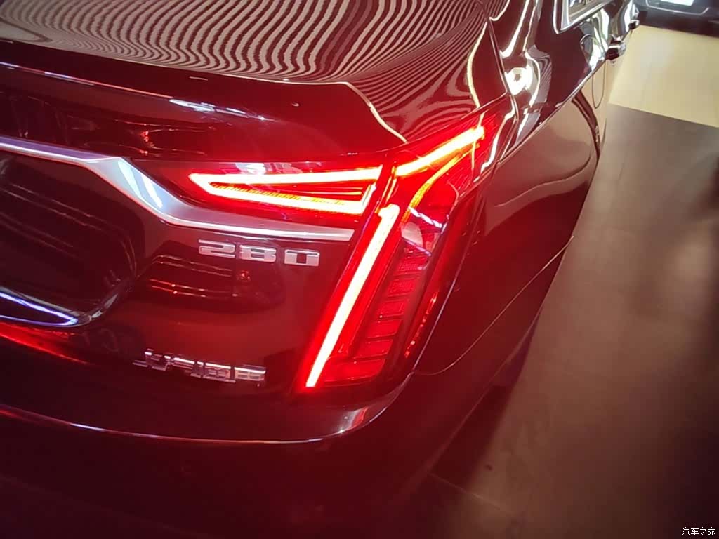 Cadillac CT6, 2023 8