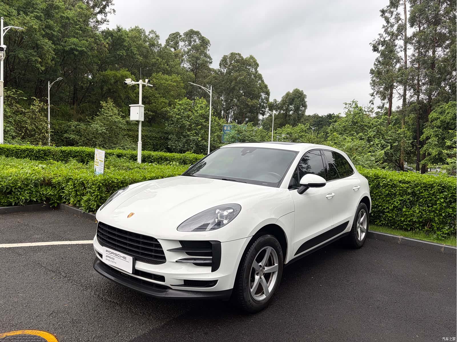 Porsche Macan, 2020 1