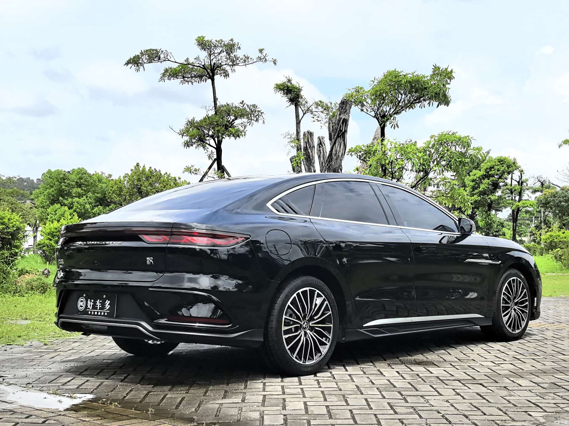 BYD Han, 2022 все фото