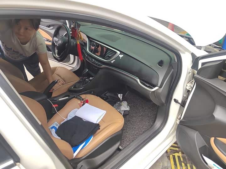 Buick Excelle GX 2018 18T АКПП Flagship