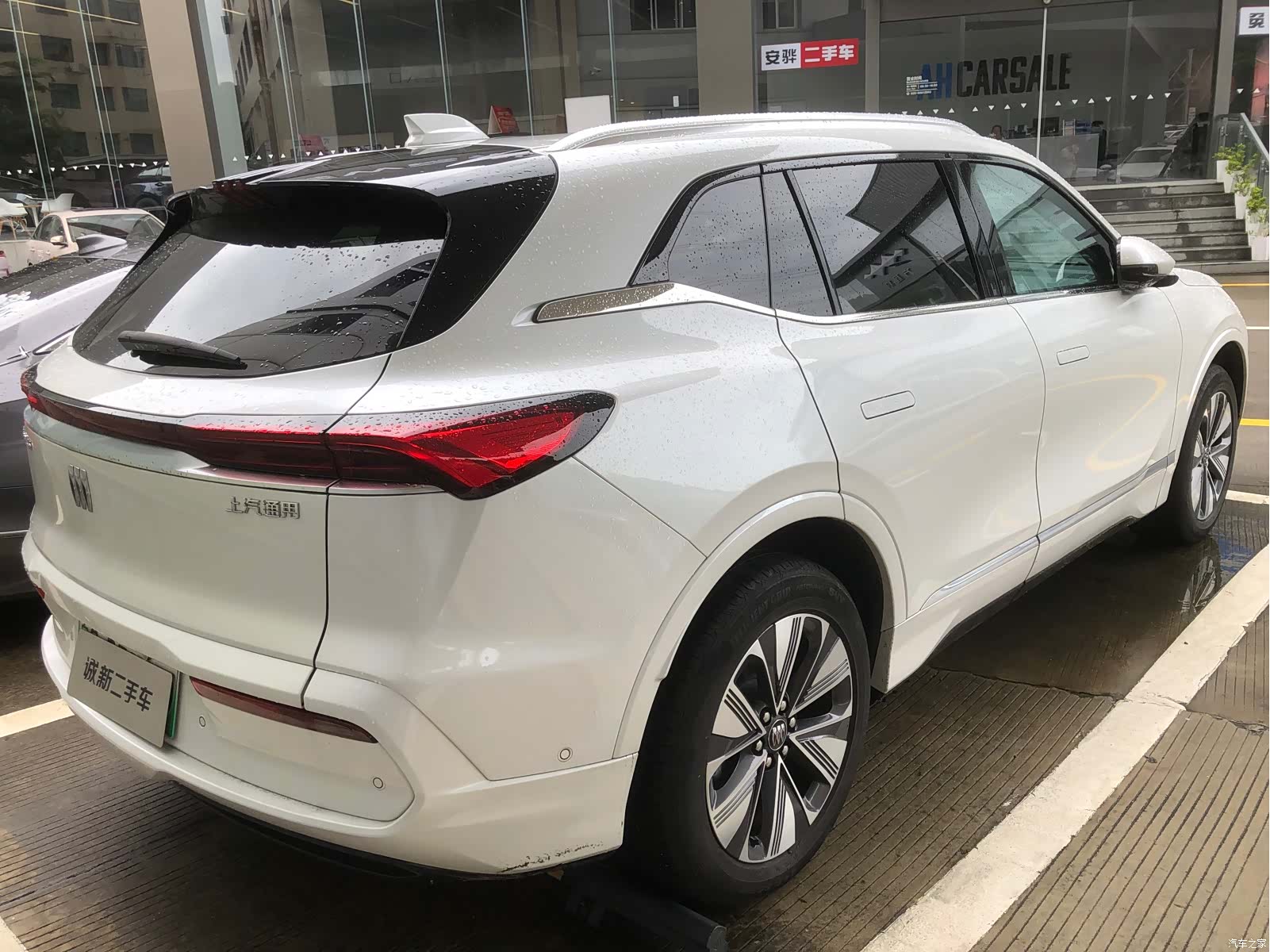 Buick E5, 2025 3