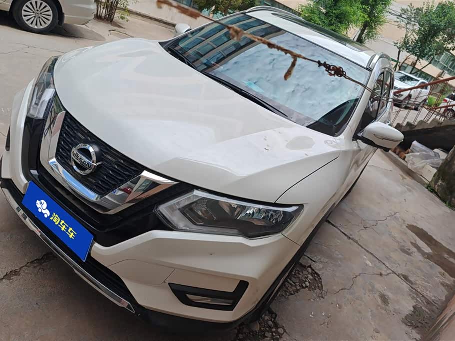 Nissan Qijun