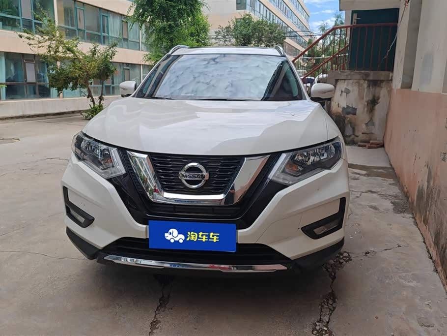 Nissan Qijun