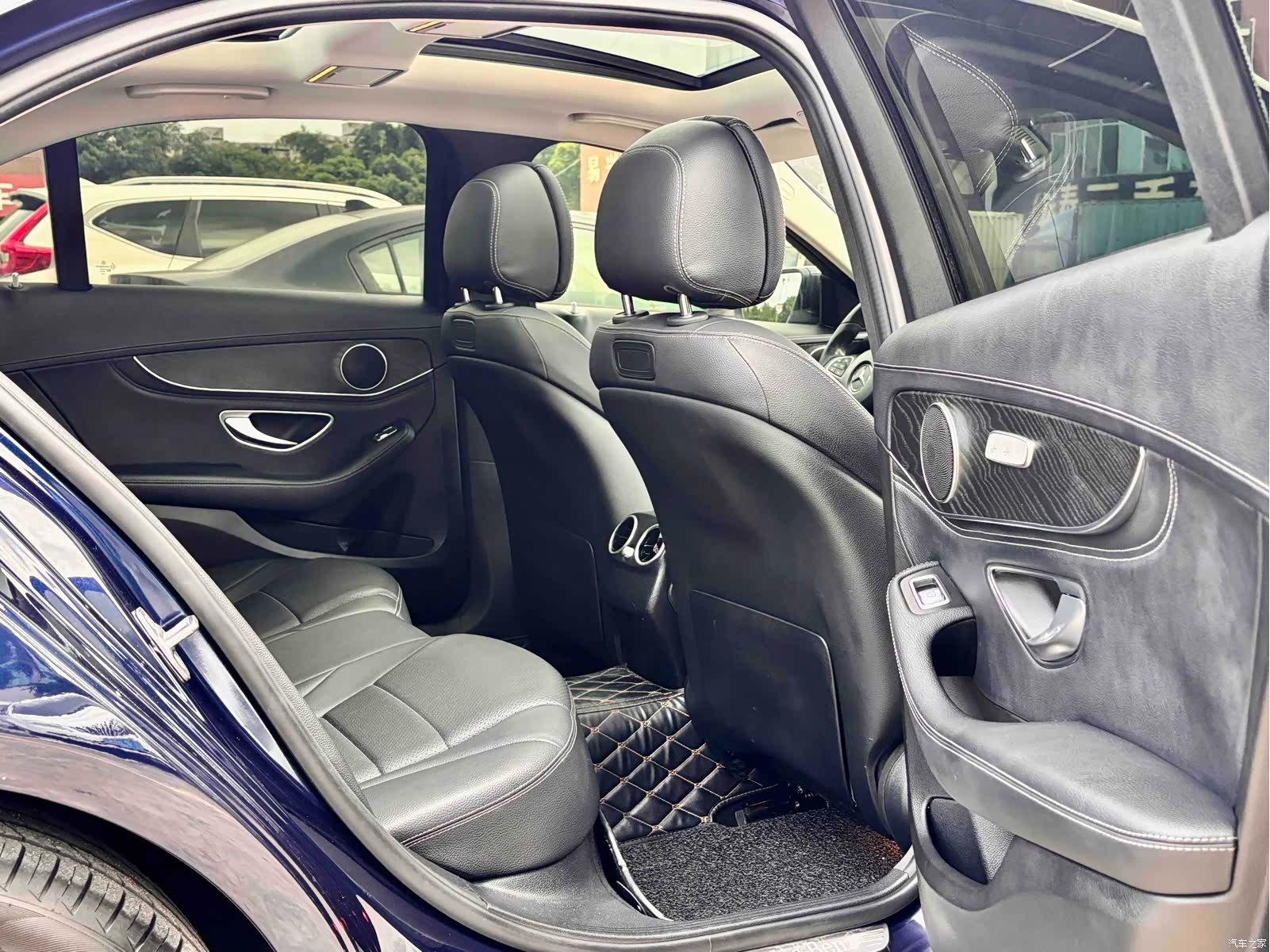 Mercedes-Benz C-Class, 2017 9