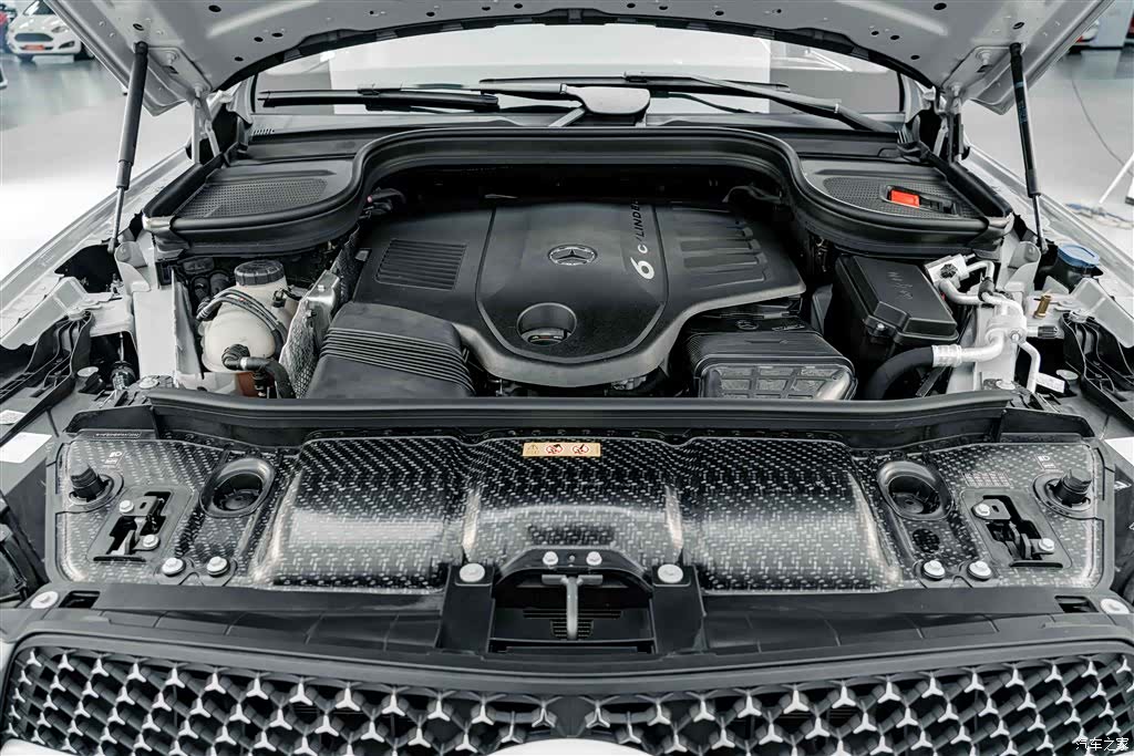Mercedes-Benz GLE, 2023 27