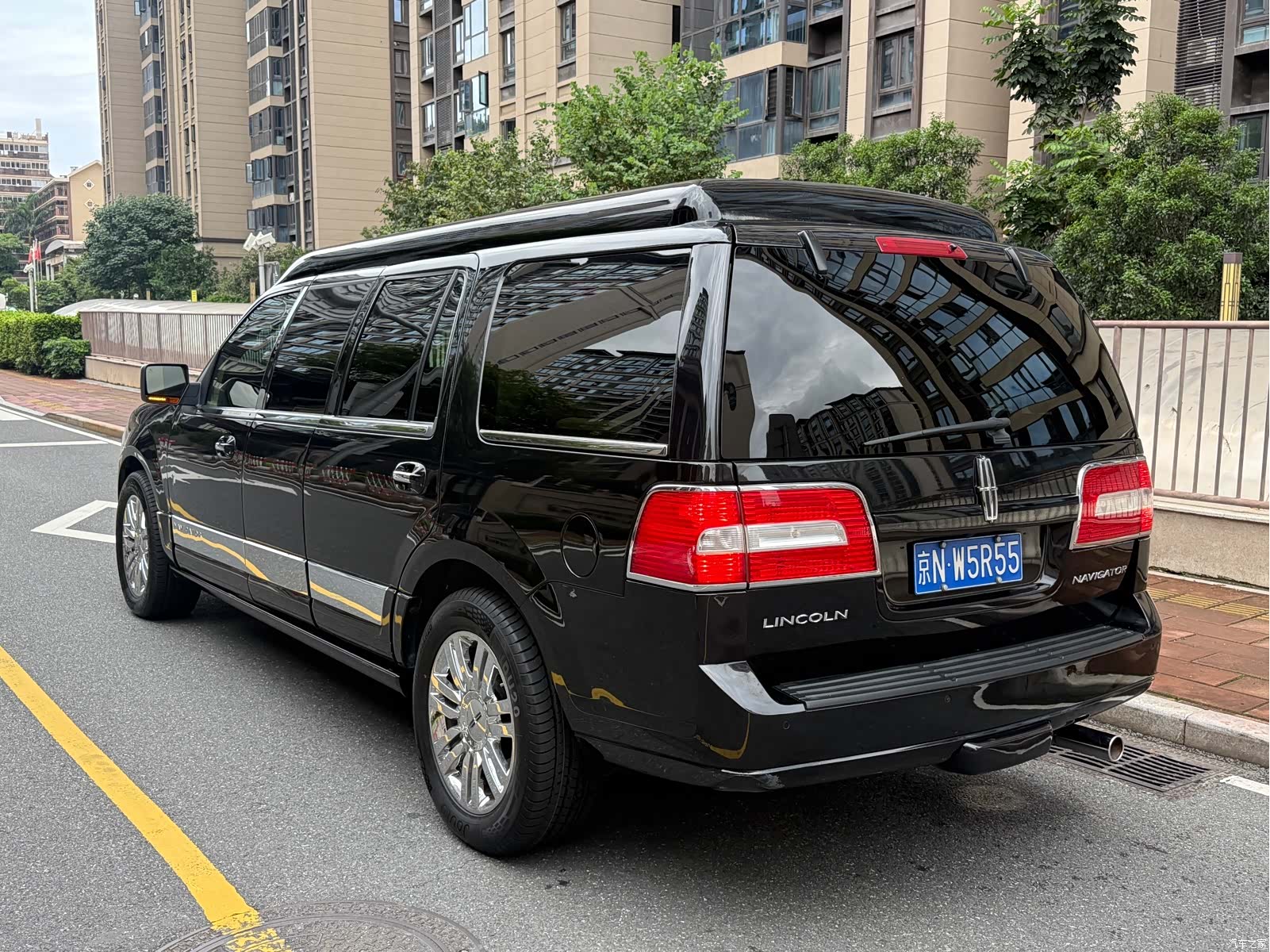 Lincoln Navigator, 2010 2